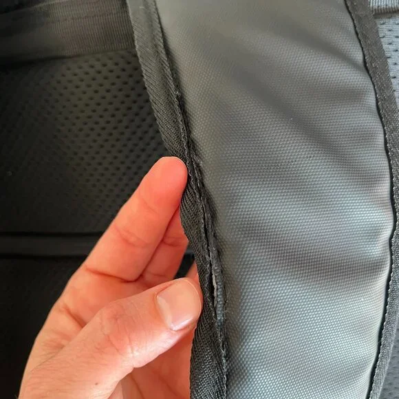 Cor Surf 28L travel backpack - Picture 6 of 6